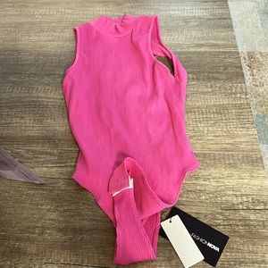 Brand new fashion nova open top